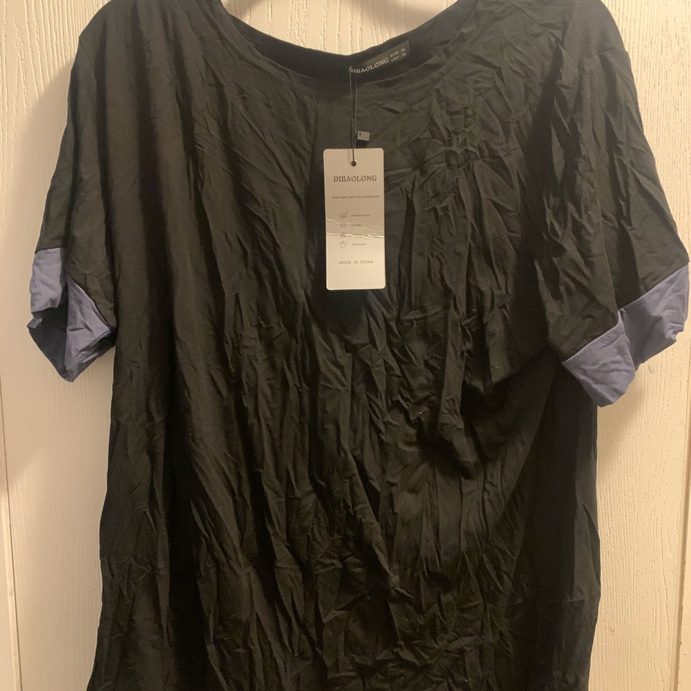 Black and grey loose top